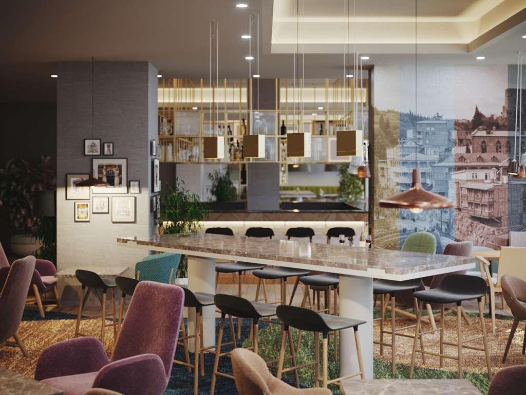 Hilton Garden Inn Tbilisi Riverview Restaurant foto