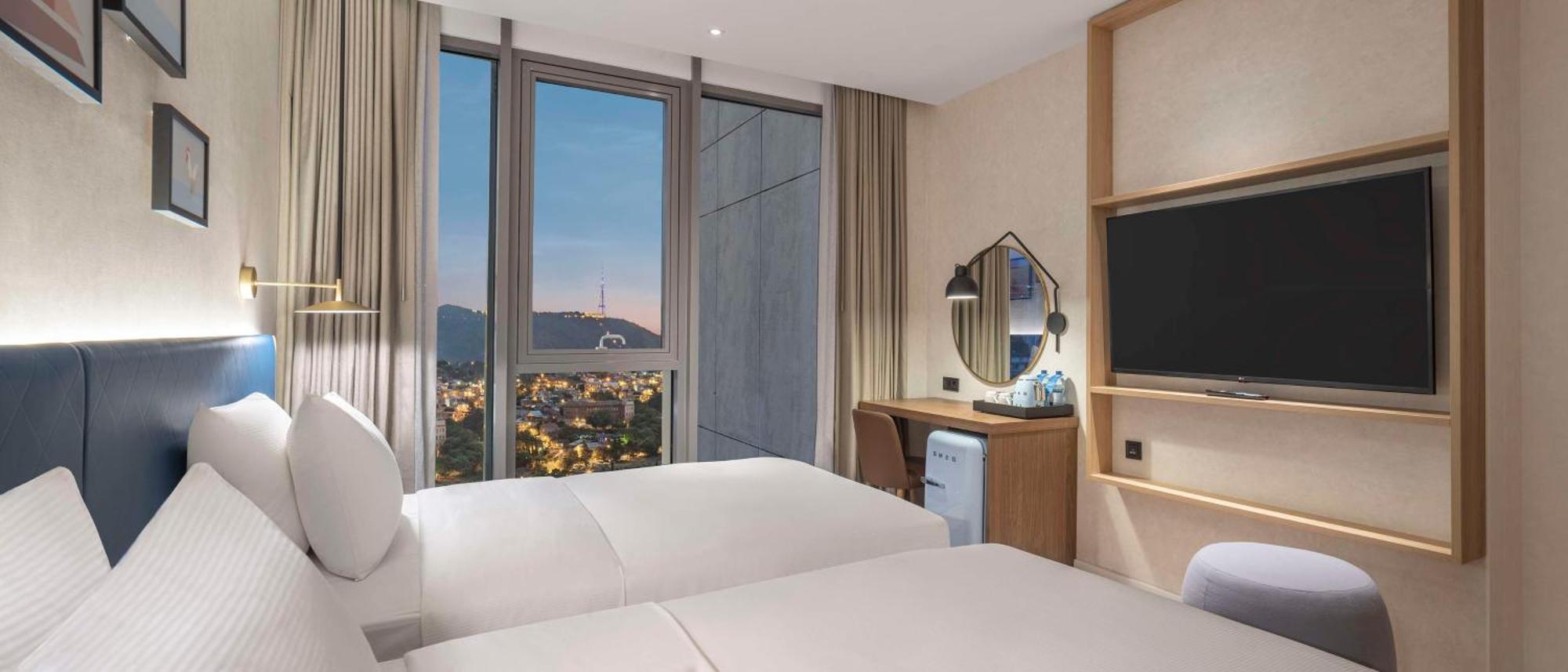 Hilton Garden Inn Tbilisi Riverview Buitenkant foto
