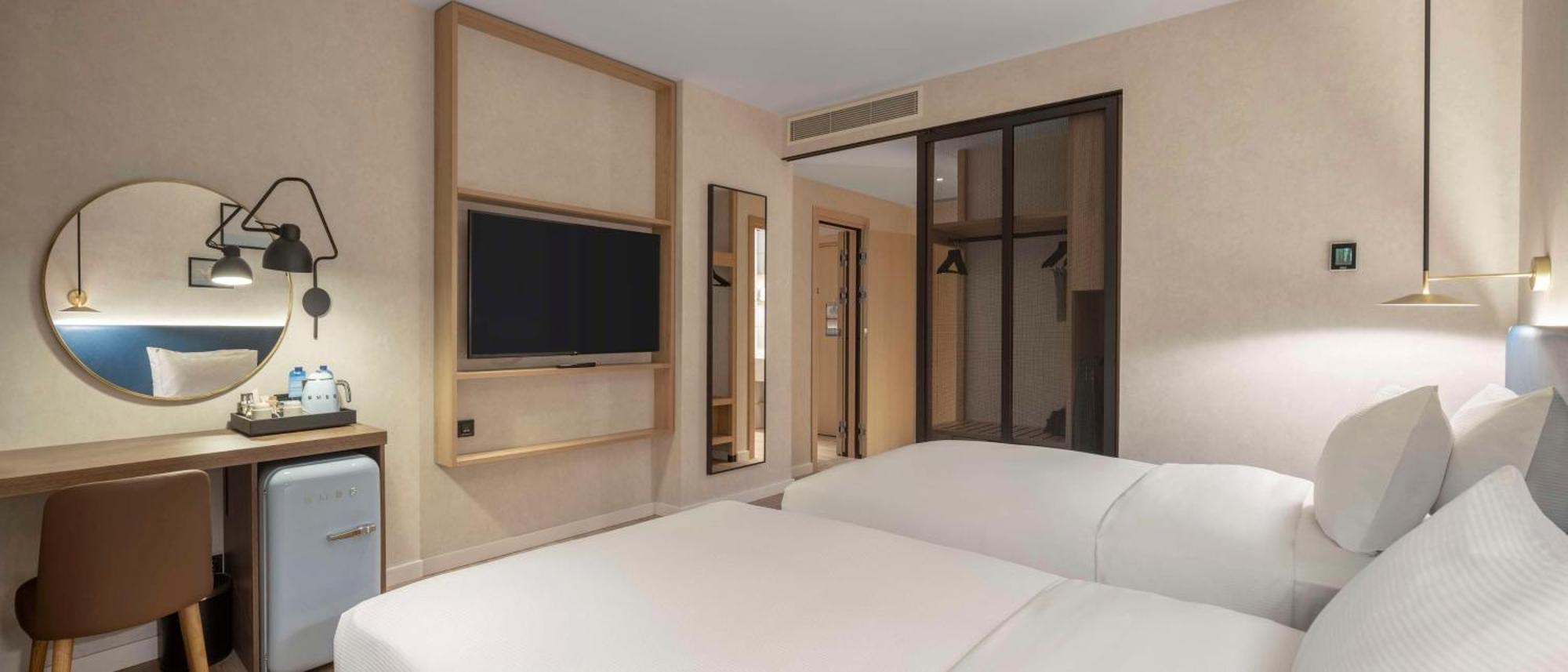 Hilton Garden Inn Tbilisi Riverview Buitenkant foto