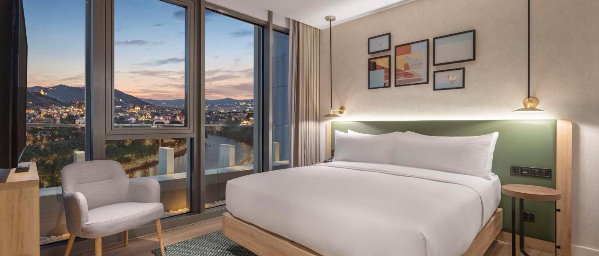 Hilton Garden Inn Tbilisi Riverview Buitenkant foto