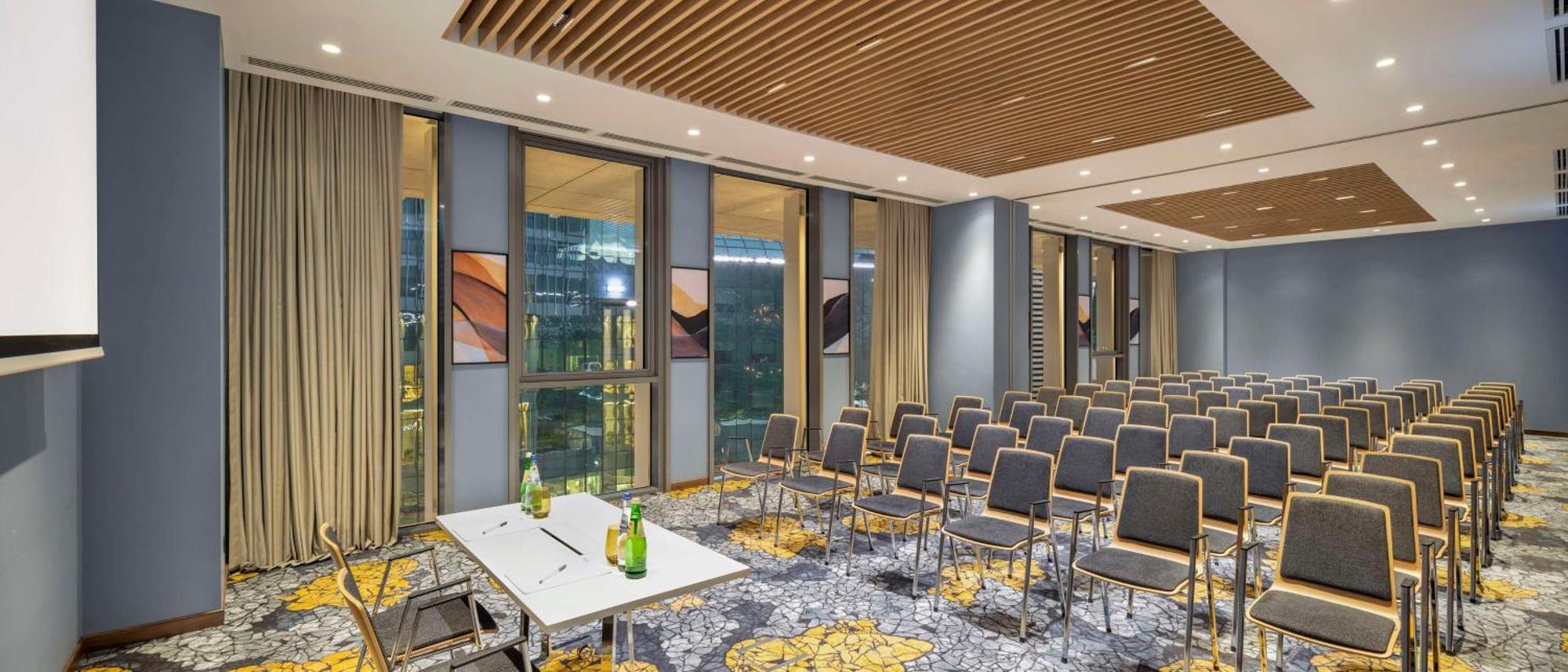 Hilton Garden Inn Tbilisi Riverview Buitenkant foto