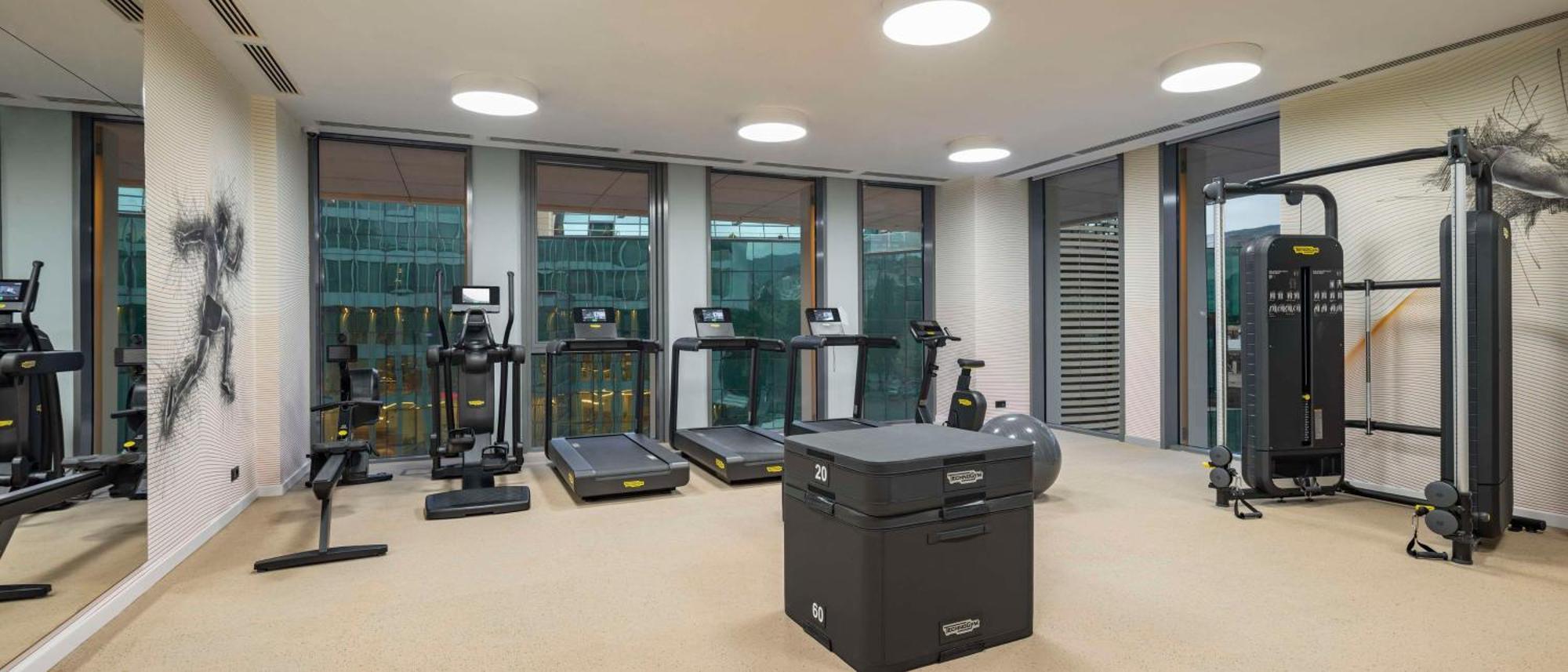 Hilton Garden Inn Tbilisi Riverview Buitenkant foto