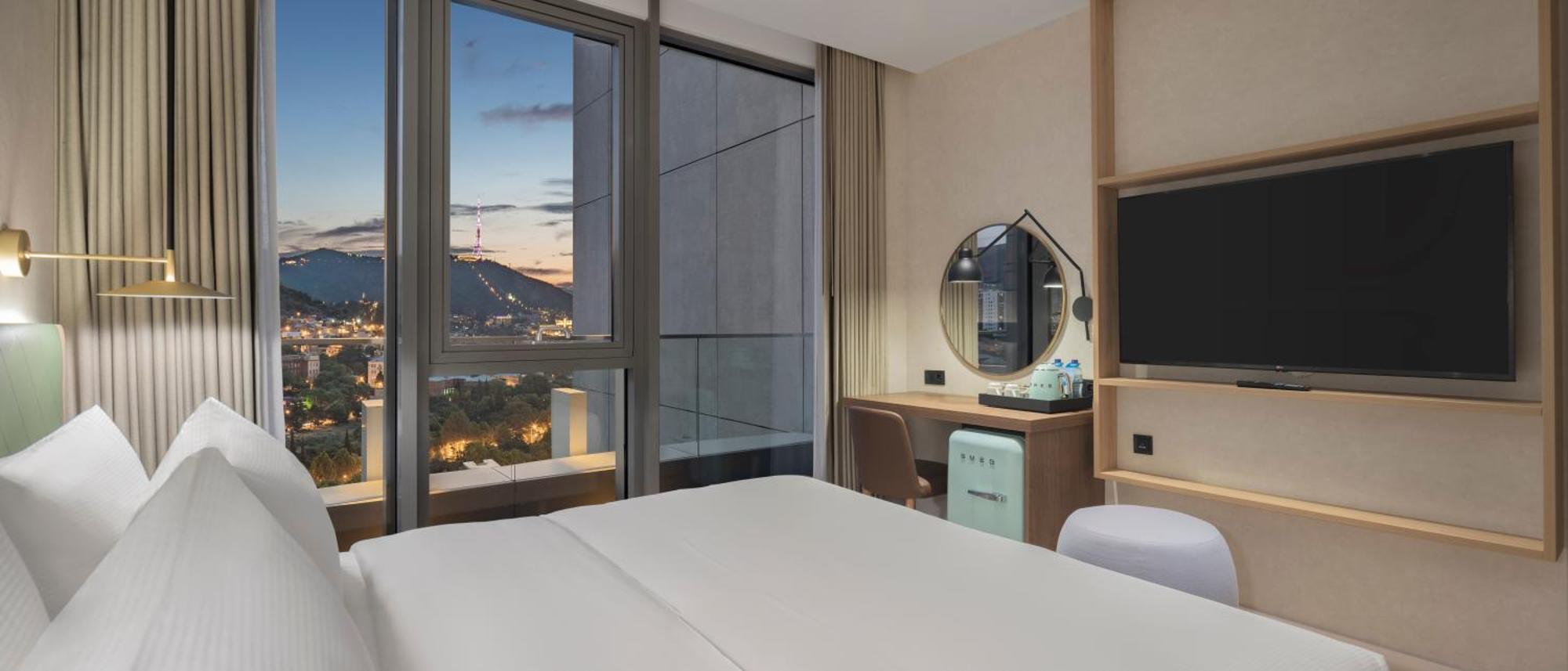 Hilton Garden Inn Tbilisi Riverview Buitenkant foto